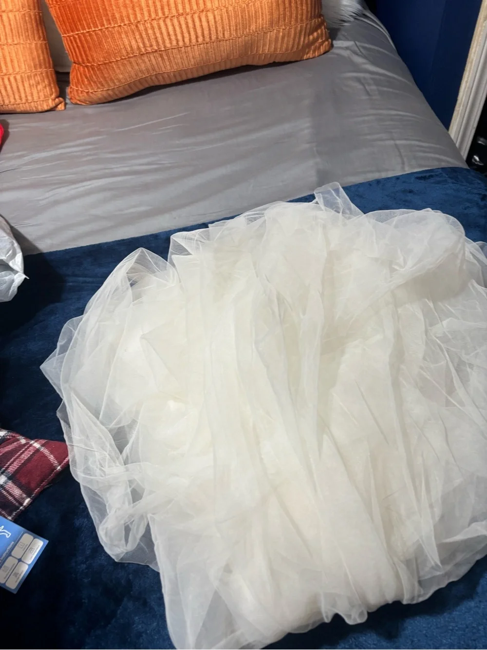 Ivory Tulle Bridal Veil Hair Comb - Classic Wedding Accessory